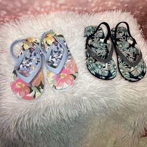 (2) Pair of Floral Printed Flip-Flops Sandals W/Back Strap